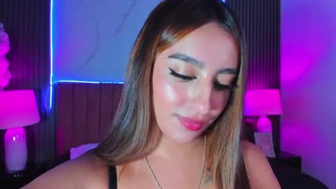 Snapshot of nicole_edwards chatting on June 2026 03:31:01 AM Nicole online show from June 2026 03:31:01 AM