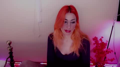 Nicole online show from December 2024 06:30:02 PM