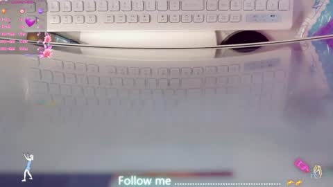 Snapshot of nicole_g0ld_ chatting on August 2026 01:49:02 AM Nicole online show from August 2026 01:49:02 AM