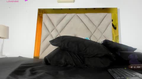 nicole_grace0 online show from January 2025 12:09:01 PM