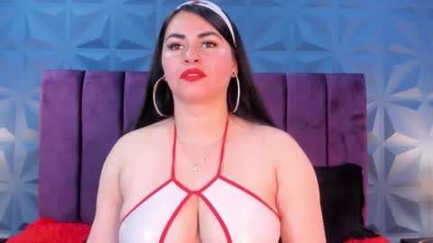 Nicole online show from October 2025 03:10:02 AM