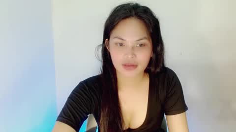 nicole_kiss01 online show from December 2024 04:18:01 PM