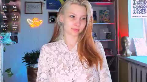 Snapshot of nicole_matt chatting on July 2026 02:51:01 AM Nicole online show from July 2026 02:51:01 AM