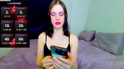 Nicole online show from April 2026 05:57:01 AM