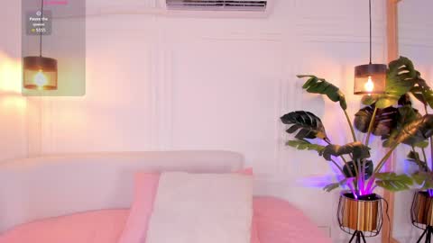 N A T A L I A online show from April 2026 09:37:01 PM