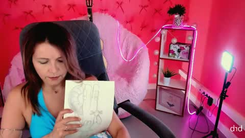 Snapshot of nicolehits chatting on June 2026 02:33:01 PM nicolehits online show from June 2026 02:33:01 PM