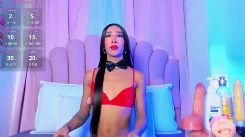 nicolemadrird online show from February 2026 02:32:02 PM