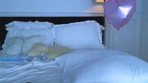 Nicole online show from February 2026 03:29:02 AM