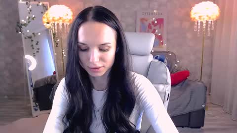 Snapshot of nicolemerz chatting on May 2026 02:47:02 PM Nicole online show from May 2026 02:47:02 PM