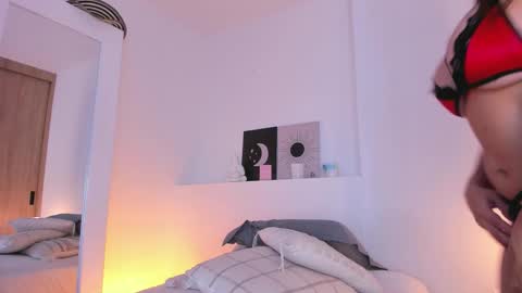 Nicole online show from March 2026 11:16:01 AM