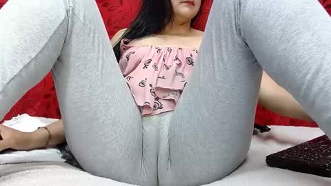 NICOLLE online show from October 2025 09:49:01 PM