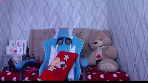 Snapshot of nicolletaylorq chatting on December 2024 10:01:02 AM Nicolle Miley online show from December 2024 10:01:02 AM