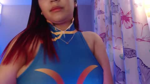 Nicolle Miley online show from April 2026 07:29:01 PM