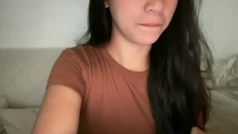 Snapshot of nicollete_snow chatting on June 2026 05:27:01 AM NIC 333 online show from June 2026 05:27:01 AM