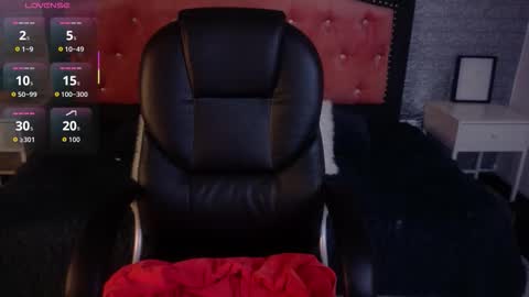 Nicollet online show from February 2026 08:26:02 PM