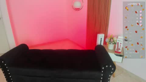 Nicol online show from September 2025 11:32:01 AM