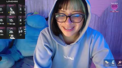 Nic online show from September 2025 08:56:02 PM