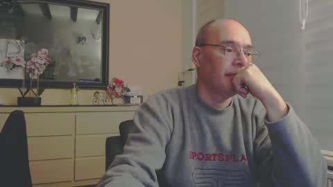 nightkeeper63 online show from February 2025 12:26:01 AM