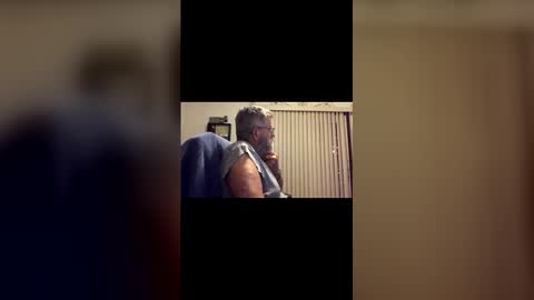 nightmoves1970 online show from May 2026 03:13:01 AM