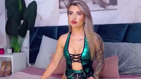 Snapshot of nightshadeiris chatting on October 2025 07:49:01 AM Iris online show from October 2025 07:49:01 AM