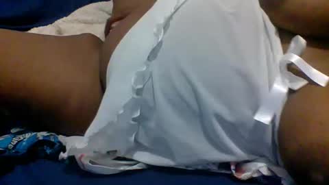 Snapshot of nighty_desire chatting on November 2025 10:52:01 PM Nighty Desire online show from November 2025 10:52:01 PM