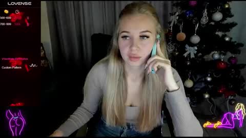 nigo_nika online show from November 2025 12:41:02 PM