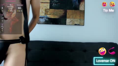 Snapshot of niick_adams chatting on January 2025 12:38:01 PM Nick online show from January 2025 12:38:01 PM