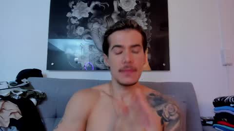 Snapshot of niickcooper chatting on May 2026 02:53:02 AM Niick online show from May 2026 02:53:02 AM