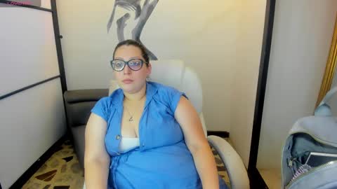 Anni online show from March 2025 09:38:01 PM