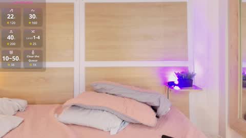 Snapshot of niickypurple chatting on October 2025 11:14:01 PM Call me Nicky online show from October 2025 11:14:01 PM