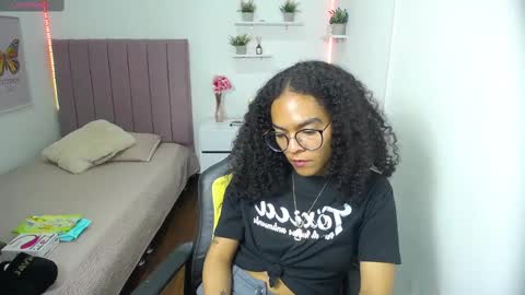          online show from February 2025 07:21:01 PM