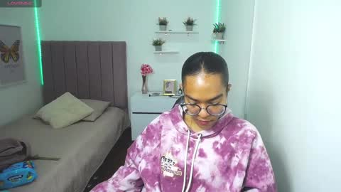          online show from February 2025 03:59:02 PM