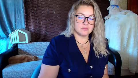 Snapshot of nikaskylink chatting on September 2025 03:06:02 AM Nika online show from September 2025 03:06:02 AM