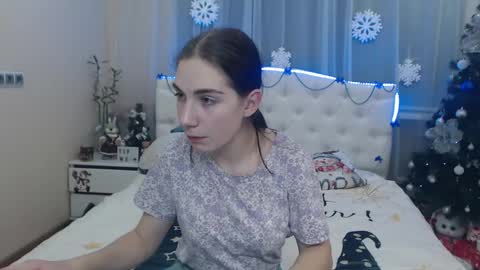 nikastarkk online show from December 2024 07:47:01 PM