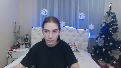 nikastarkk online show from December 2024 08:18:01 PM