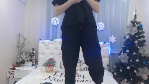 nikastarkk online show from December 2024 11:24:02 PM