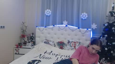 nikastarkk online show from December 2024 10:37:01 PM