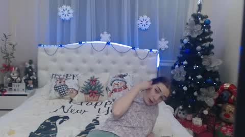 nikastarkk online show from December 2024 10:27:02 PM