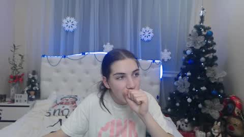nikastarkk online show from December 2024 02:56:02 AM