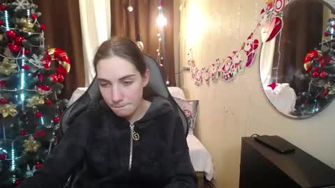 nikastarkk online show from December 2024 09:09:02 PM