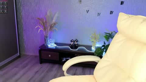 NikaStill  online show from April 2026 04:57:01 AM