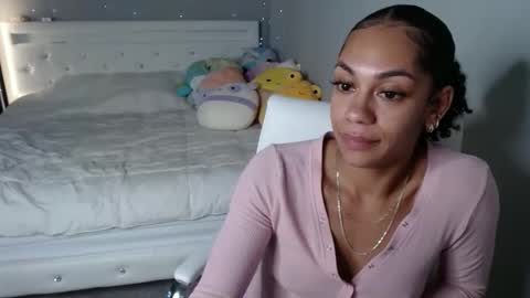 Snapshot of nikayasworld chatting on September 2025 01:29:01 AM nikayasworld online show from September 2025 01:29:01 AM