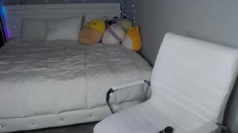 Snapshot of nikayasworld chatting on October 2025 02:53:01 AM nikayasworld online show from October 2025 02:53:01 AM