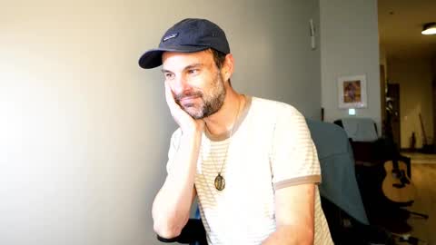 Nike Jude online show from September 2025 10:20:02 PM