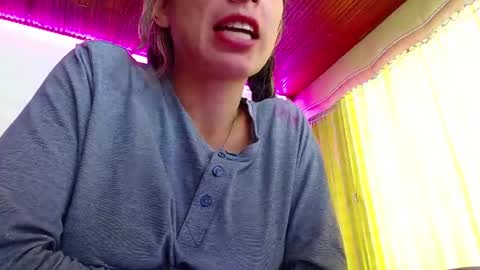 Snapshot of niki_1998 chatting on December 2024 07:25:02 PM Natalia online show from December 2024 07:25:02 PM