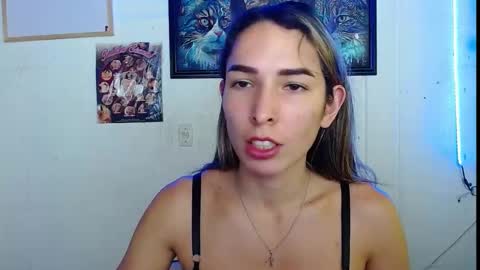 Snapshot of niki_1998 chatting on March 2025 07:28:01 PM Natalia online show from March 2025 07:28:01 PM