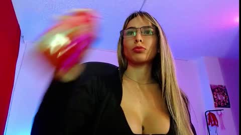  Natalia online show from October 2025 07:03:01 PM