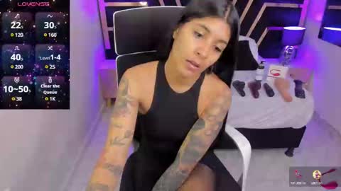 Snapshot of nikibryce_ chatting on December 2024 01:42:02 PM Niki online show from December 2024 01:42:02 PM