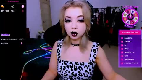nikigoddesss online show from April 2026 02:56:01 AM