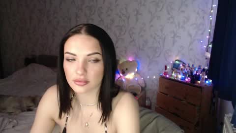 nikimousi online show from April 2026 05:08:02 AM